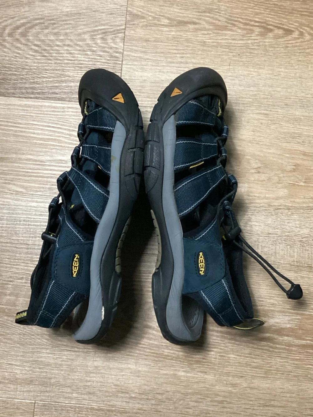 Keen Men’s Newport H2 Navy/Medium Grey Sport Sandals US 10.5 Unisex